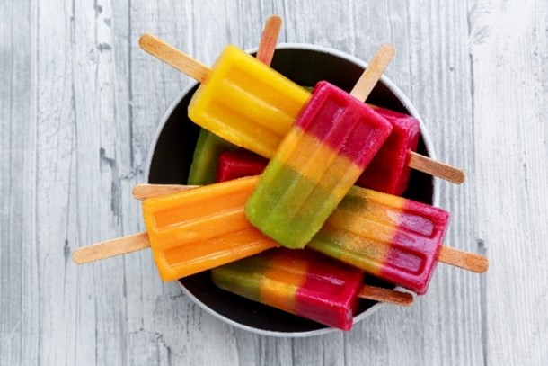 NML ½ ÅRSSTATUS OG SOMMERHILSEN FRA SEKRETARIATET.