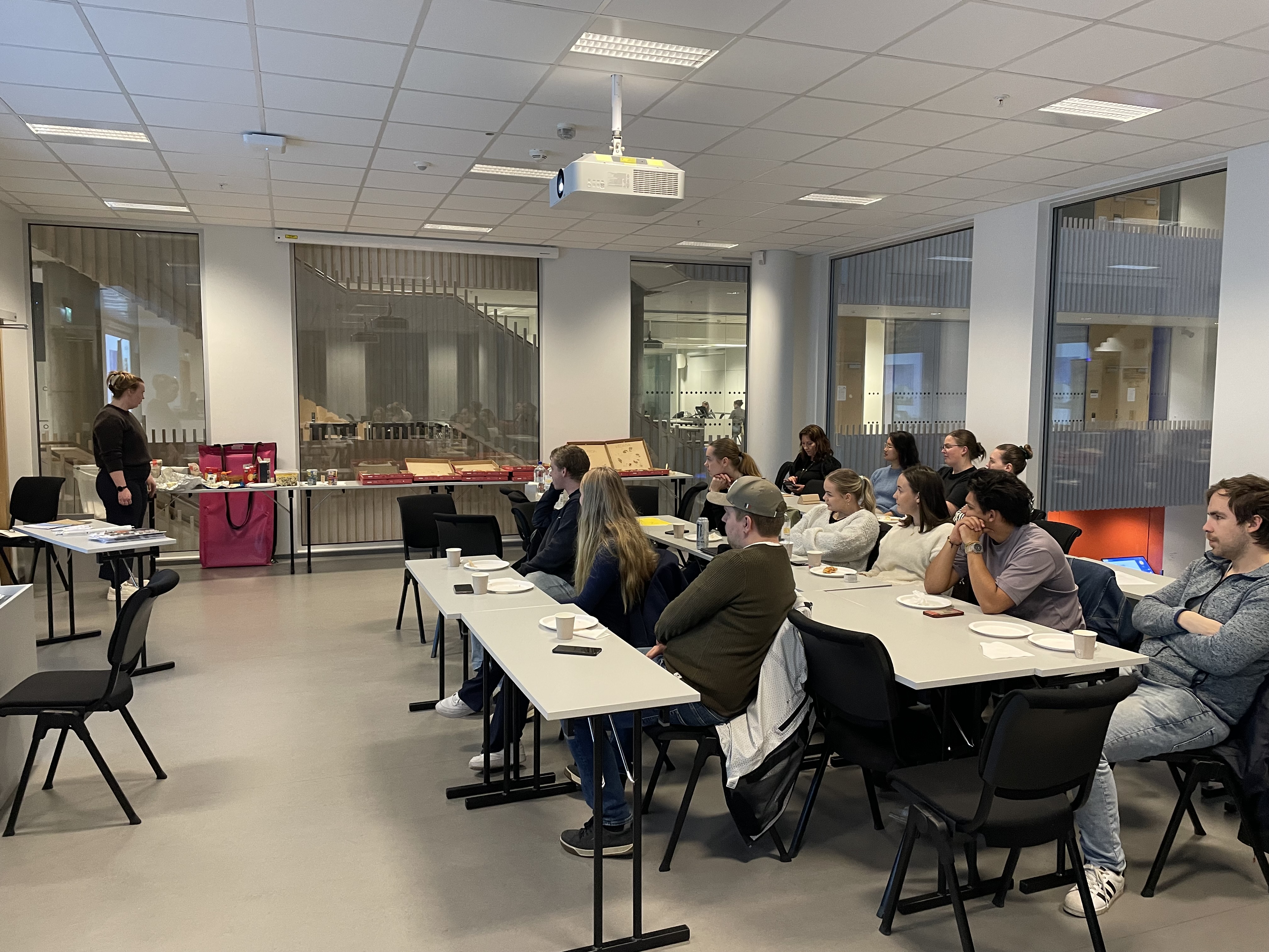 NML på besøk hos NTNU-studenter