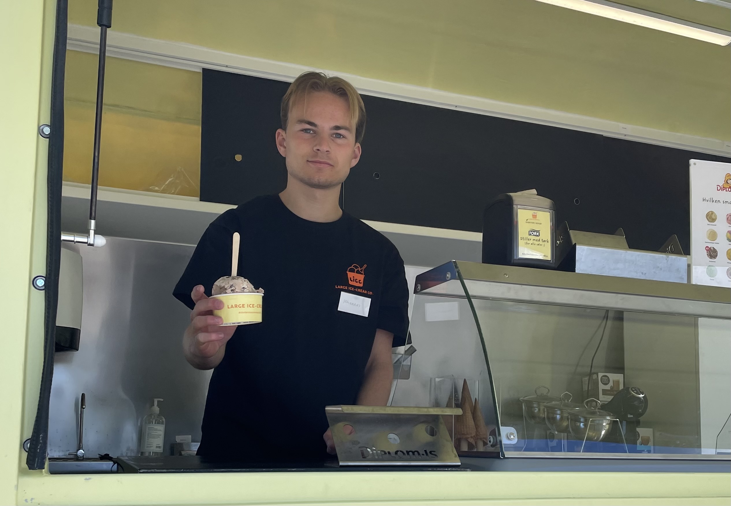 LARGE ICE-CREAM CO (LICC) 